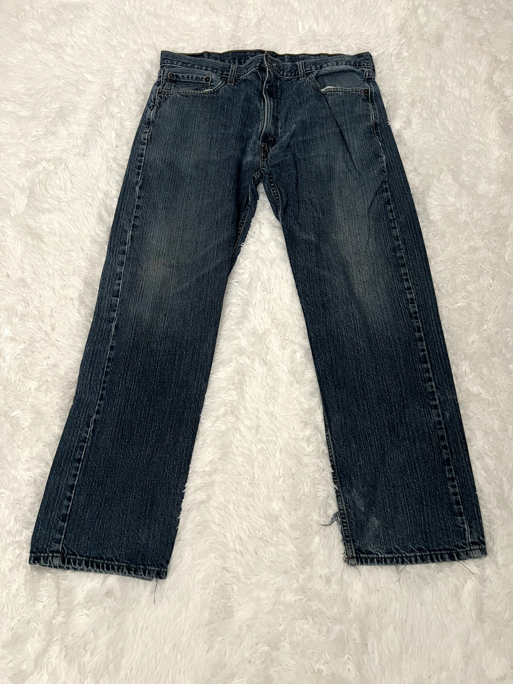 Men’s Levis Signature Blue Jean Size 39x30 According To Measurements
